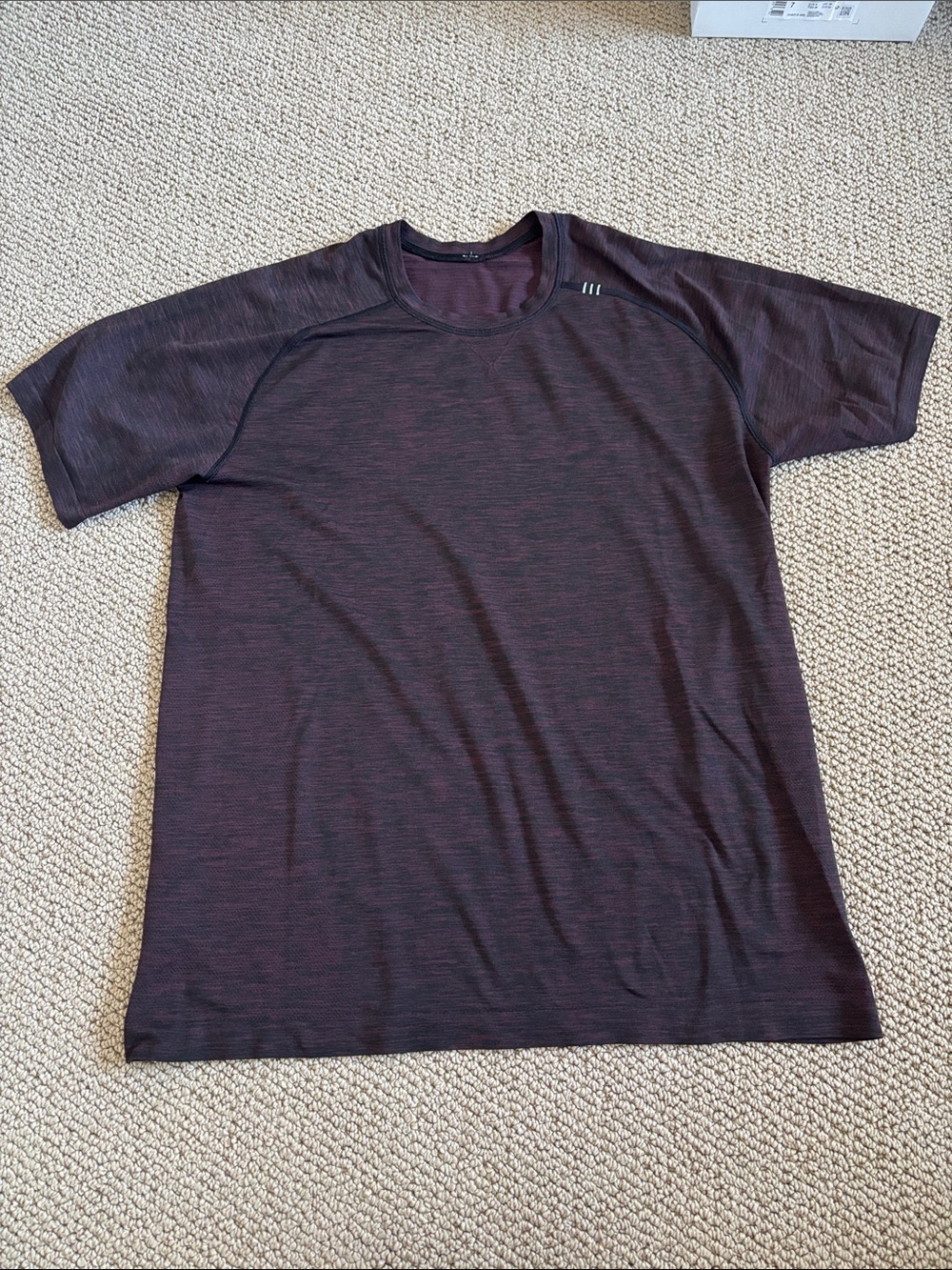 Men's Maroon Lululemon Performance Crew Neck Shirt
